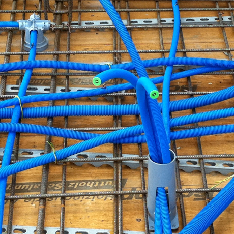 Scatole e accessori per tubi in soletta