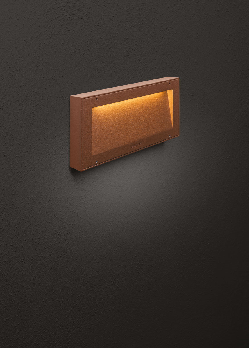 Lampada led da esterno Lombardo Koi 220 IP66 10W 3000°K 220-240V 1300lm corten